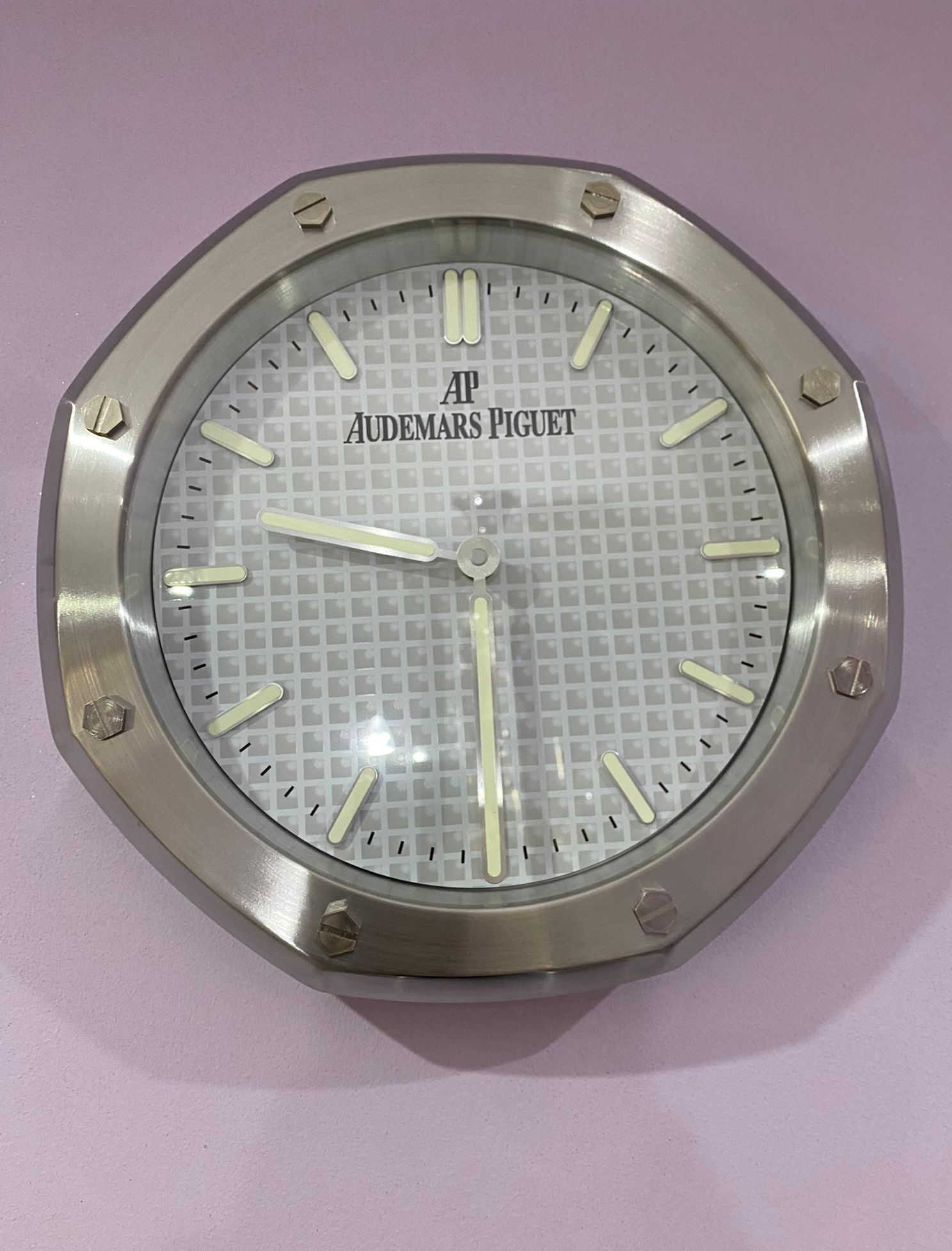 AP Series,Satin Silver & White Face Wall Clock AP Series,Satin Silver