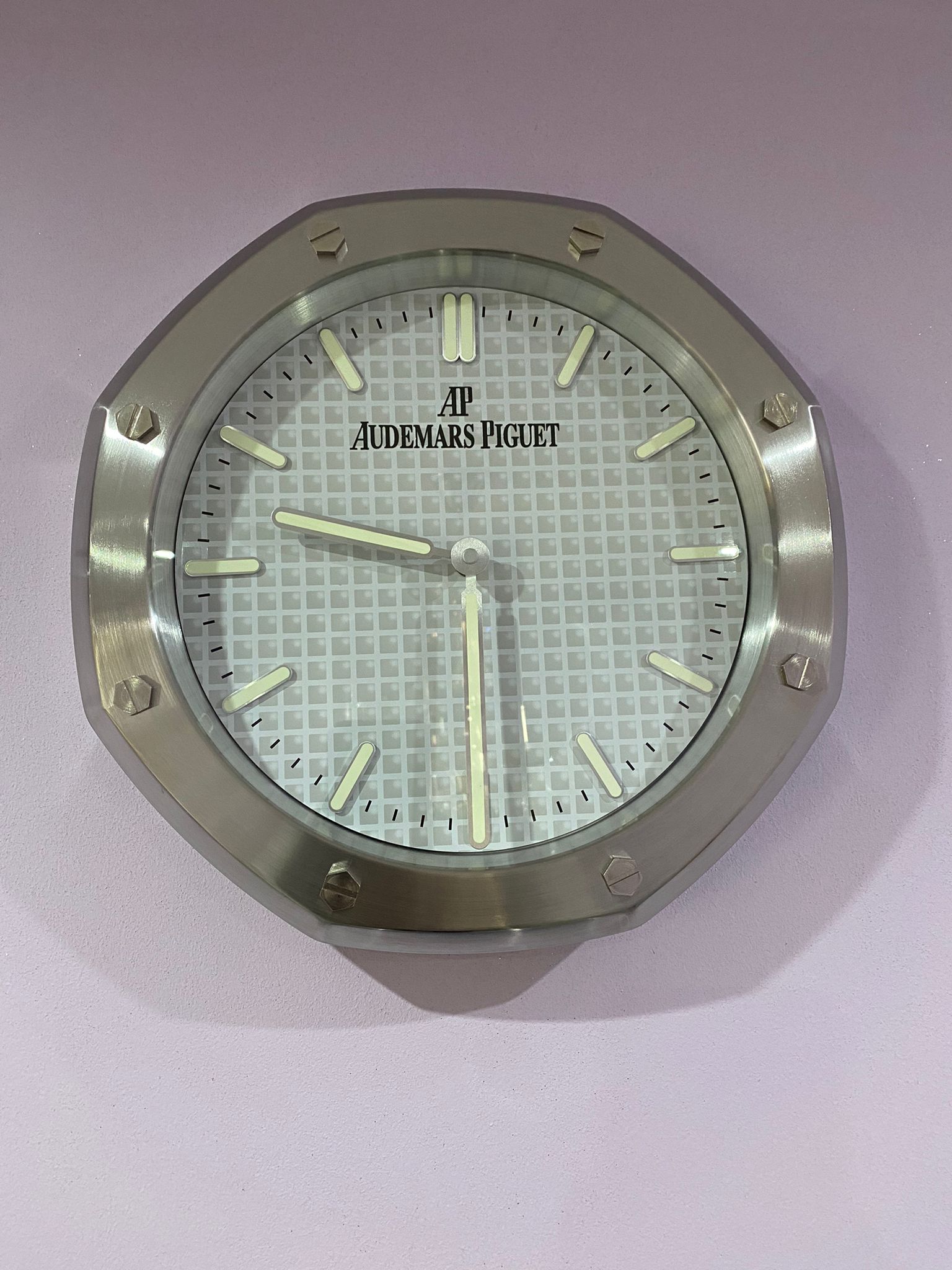 AP Series,Satin Silver & White Face Wall Clock AP Series,Satin Silver & White Face Wall ClockAP Series,Satin Silver & White Face Wall Clock